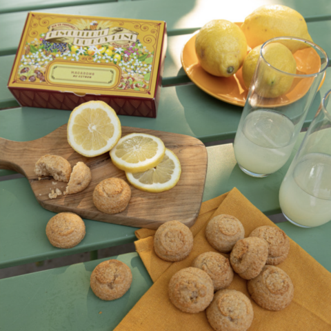 Macarons aux écorces de citron confites
